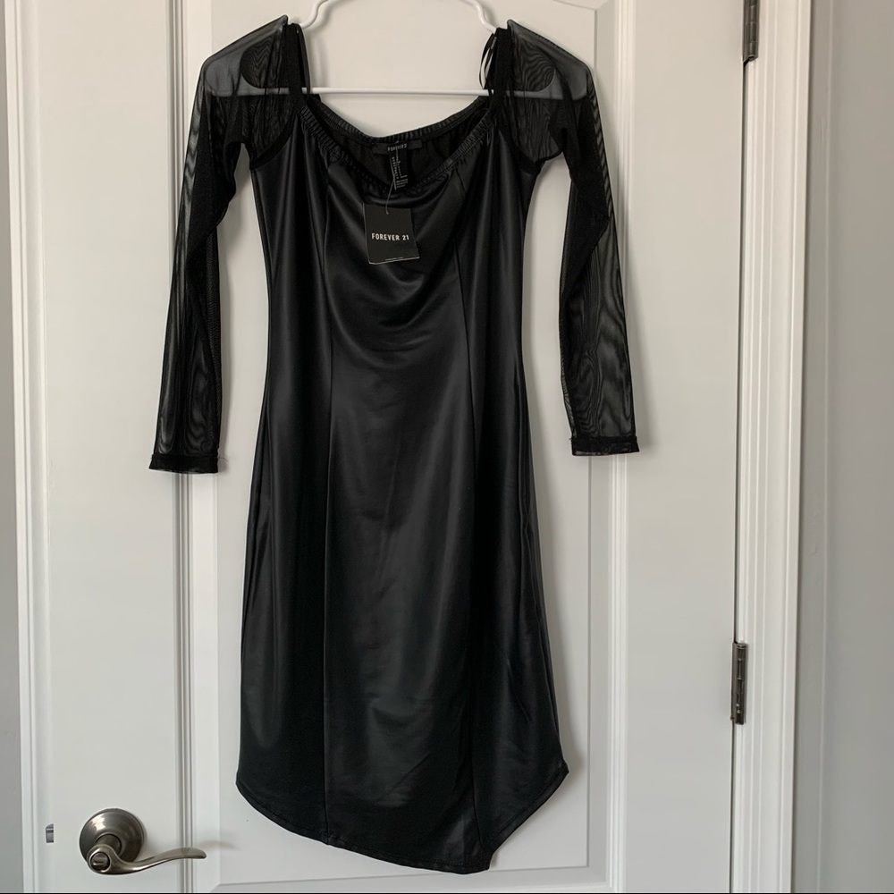 Black Leather Off the Shoulder Dress 🖤